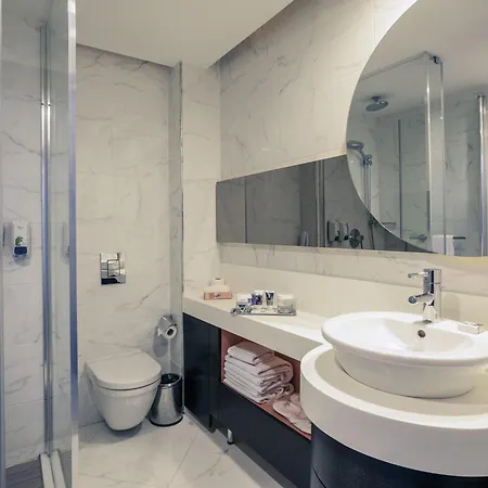 Mercure Umraniye מלון 4*