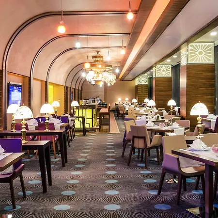 伊斯坦布尔尤墨兰尼美居酒店 4*