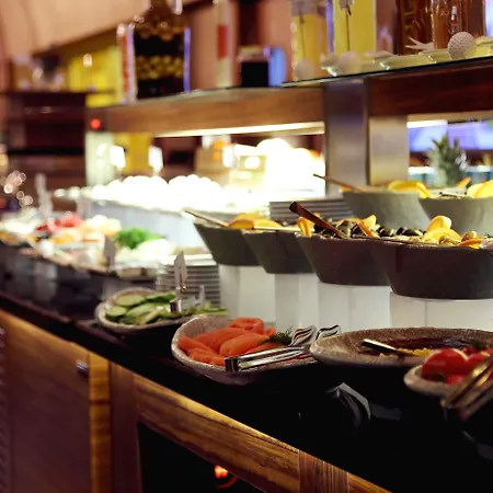 伊斯坦布尔尤墨兰尼美居酒店 4*