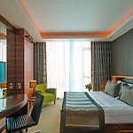 Hotel Mercure Umraniye 4*