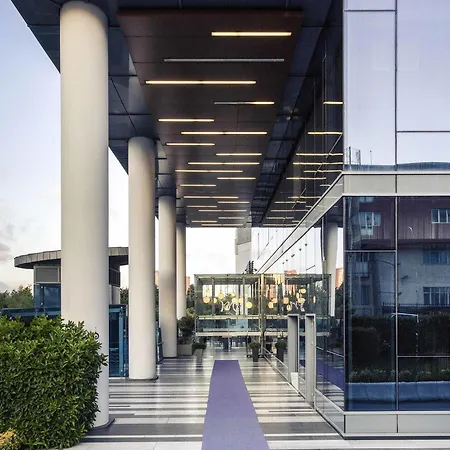 Отель Mercure Umraniye 4*